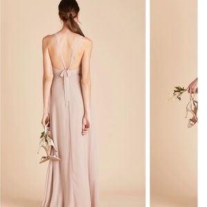 For reference I am 5ft 2in, size 2-4. The dress is convertible. Used once.